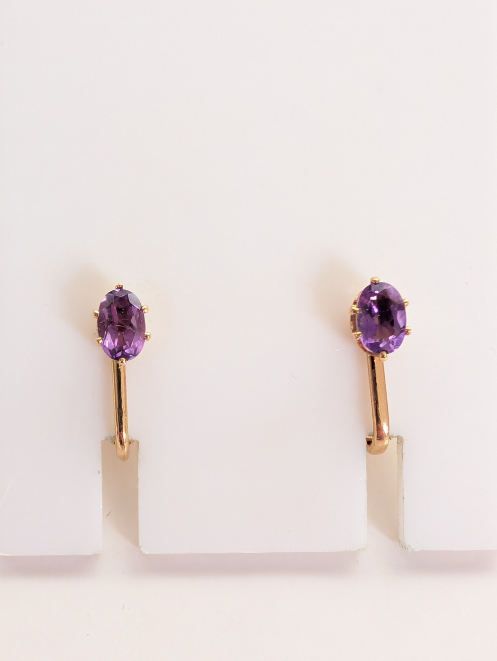 Vintage Gold Tone Purple Amethyst Gemstone Dainty Delicate Clip On Earrings